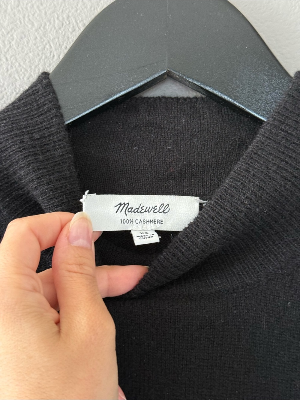 100% CASHMERE SWEATER - Picture 2 of 3